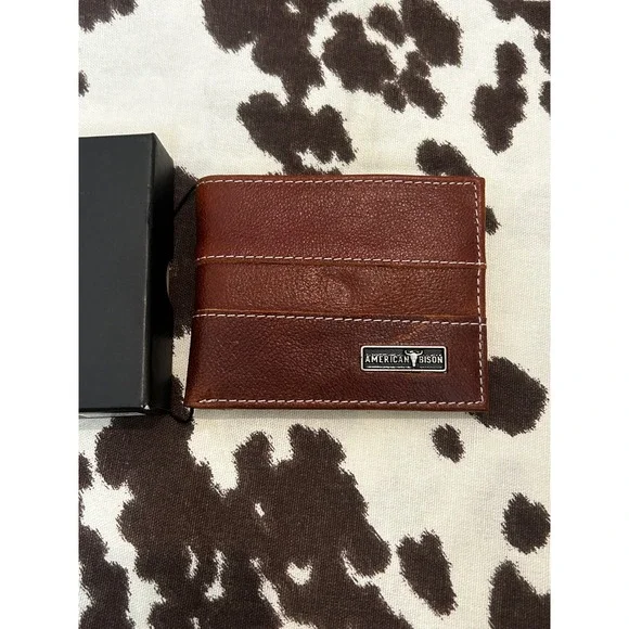 American Bison Mens Genuine Leather Bifold Wallet Brown Western RFID Secure NEW - Picture 3 of 6